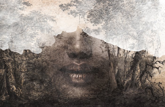 Fotobehang Een modern portret van een vrouw met gouden lippen en een tropische achtergrond.