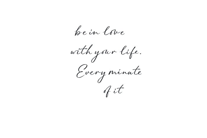 Fotobehang Een delicate tekst met een boodschap van liefde