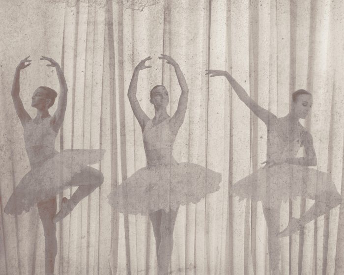 Fotobehang Ballerina&#39;s in beweging tegen een gestructureerde achtergrond