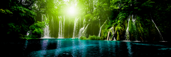 Canvas Sapphire Lake