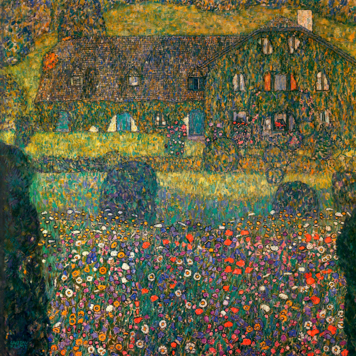 Canvas Een rustiek huisje met uitzicht op het kalme water van de Attersee