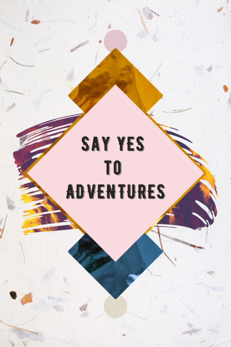 Poster Abstractie met een inscriptie over avonturen