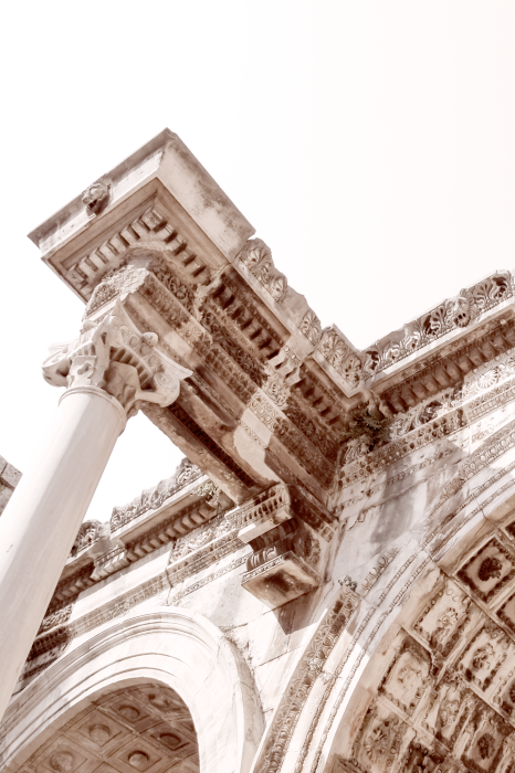 Poster De Tempel van Hadrianus in detail