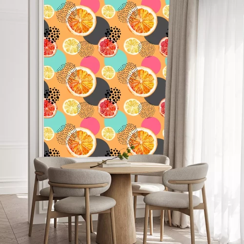 Behang Schijfjes citroen en sinaasappel op een gekleurde achtergrond met stippen