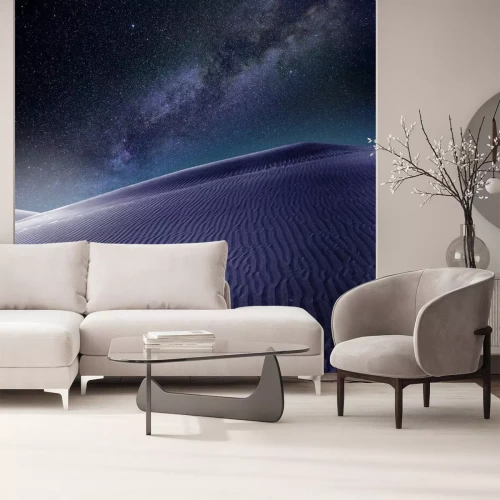 Fotobehang Woestijnduin en uitzicht op de melkweg