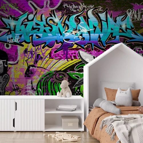 Fotobehang Inscripties in verschillende kleuren op de muurgraffiti