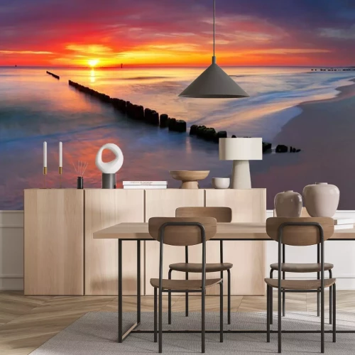 Fotobehang Oranje zonsondergang over de Poolse zee