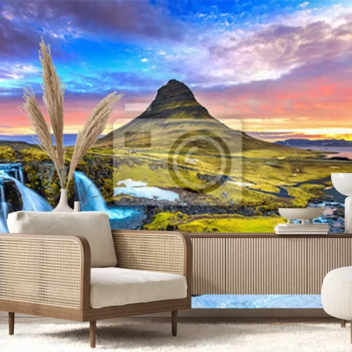 Fotobehang Het berglandschap van IJsland