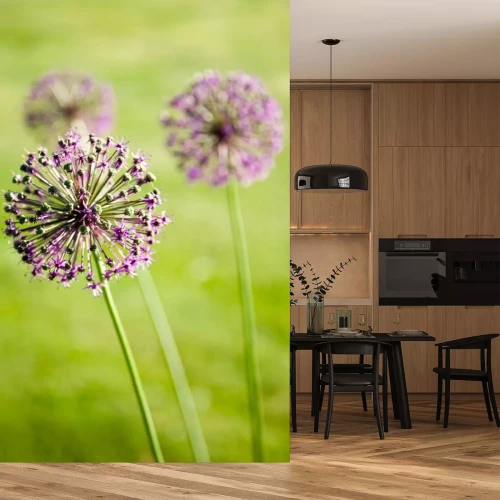 Sticker Drie lila bloemen op een groene achtergrond