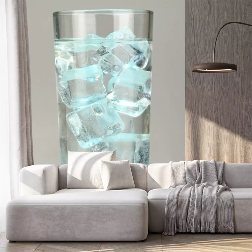 Sticker Ijsblokjes in het glas op lichtblauwe achtergrond