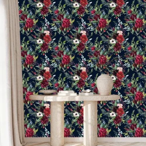 Behang Bloemenpatroon op een donkere achtergrond