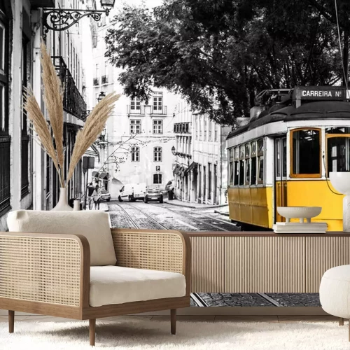 Fotobehang Gele tram uit Lissabon