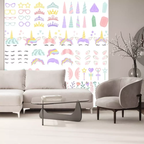 Sticker Een set afbeeldingen in het klimaat van magische eenhoorns