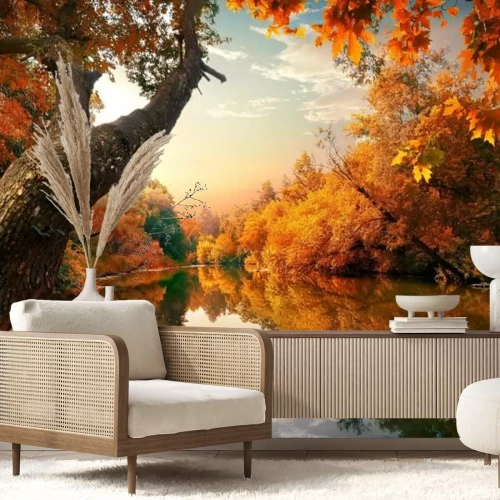 Fotobehang Herfstlandschap van een rivier die tussen de bomen stroomt