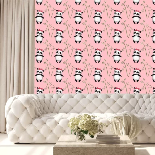 Behang Panda en bamboe bladeren op een roze achtergrond