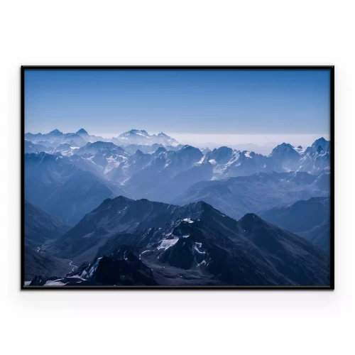 Poster Panorama van bergen met besneeuwde toppen