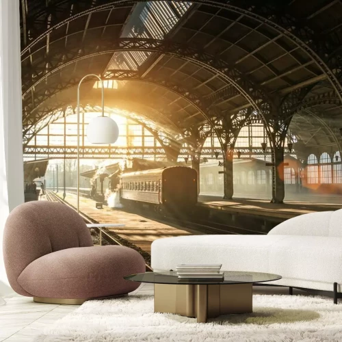 Fotobehang Oud treinstation met een trein en locomotief op het perron