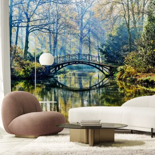 Fotobehang Romantische brug in een herfstpark