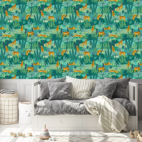 Behang Tijgers en groene palmbladeren
