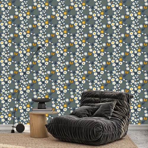 Behang Bloemenweide met gele vlinders