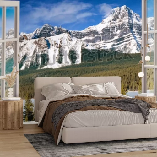 Fotobehang Panoramisch open raam uitzicht op sneeuw pieken van Canadese Rocky Mountains in de zomer