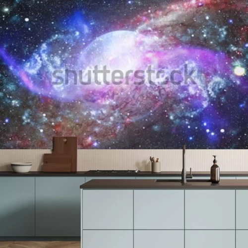 Sticker Een heldere planeet in het midden van een paarse nevel