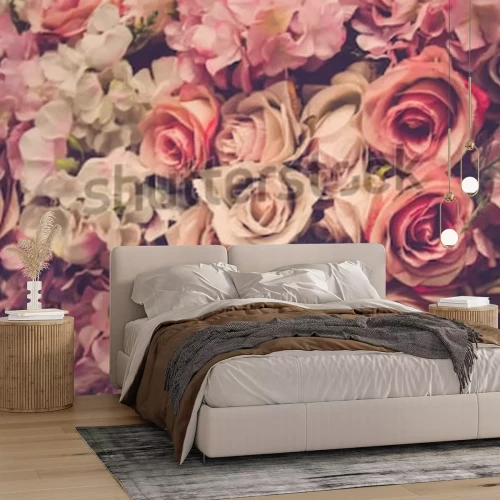 Fotobehang Gekleurde rozen en hortensia's