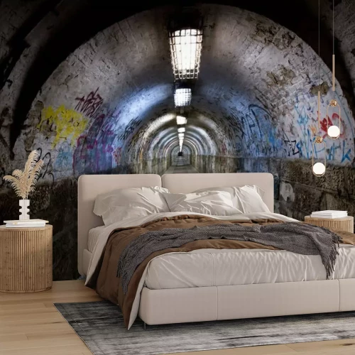 Fotobehang Oude tunnel met graffiti