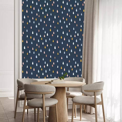 Behang Kleurrijke druppels op een donkerblauwe achtergrond in Scandinavische stijl
