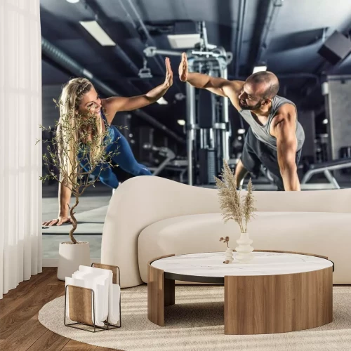 Fotobehang Een paar atleten trainen in een fitnessclub