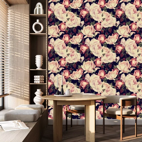 Behang Rozen op een zwarte achtergrond pastelkleuren