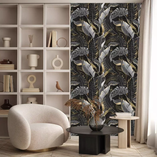 Behang Bladeren in zwarttinten en imitatiegoud