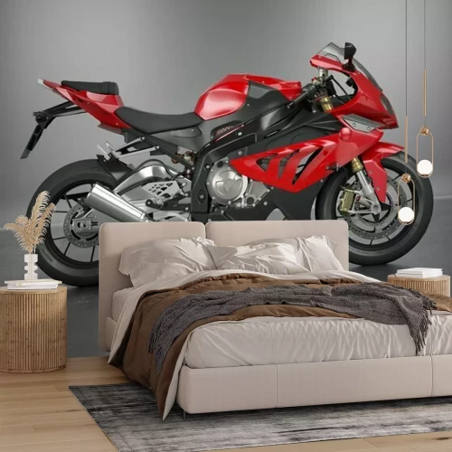 Fotobehang Een krachtige motorfiets met rode accenten op een grijze achtergrond