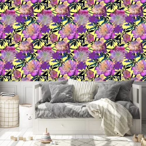 Behang Intense filetpioenen in geel contrast