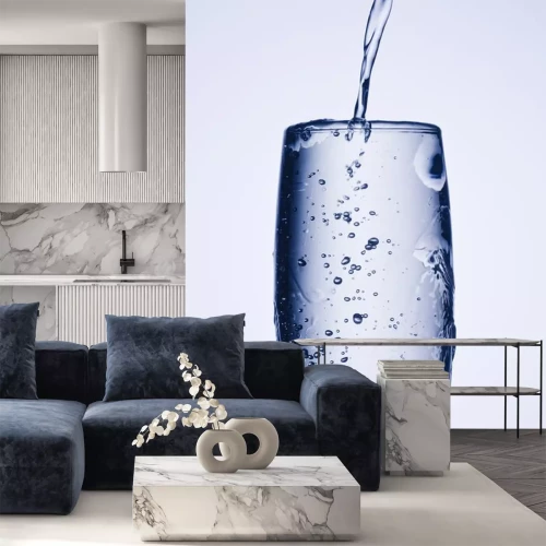 Sticker Gieten van water in hoog glas