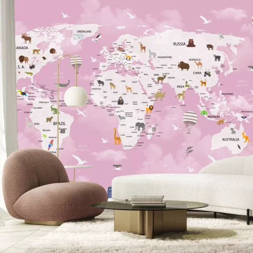 Fotobehang Wereldkaart met dieren voor een kinderkamer
