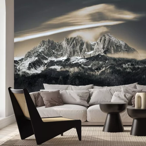 Fotobehang Zwart-wit berglandschap in de mist