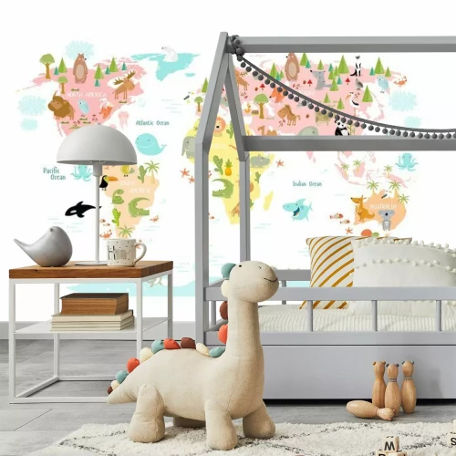 Sticker Sprookjesdieren op een wereldkaart