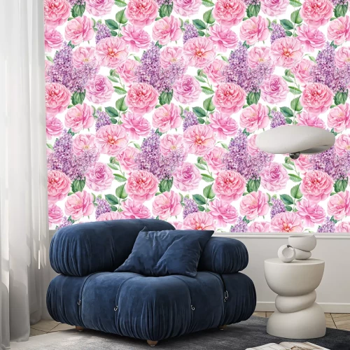 Behang Bloeiende pioenrozen en paarse lila