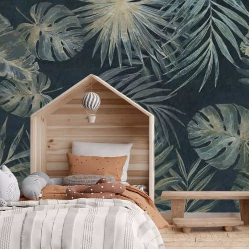 Fotobehang Groene bladeren van monstera&#39;s en palmbomen in de tropen