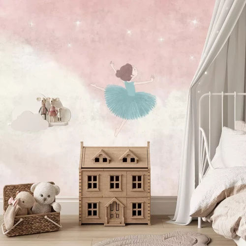 Fotobehang Een ballerina tegen een roze lucht met wolken