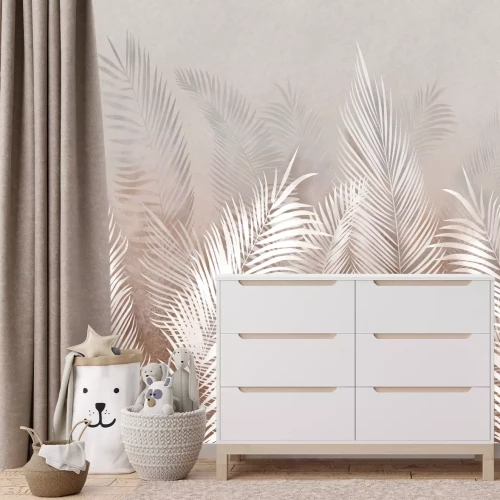 Fotobehang Een compositie van tropische palmbladeren op een pastelkleurige achtergrond