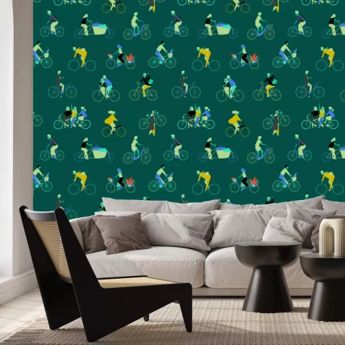 Fotobehang Een groep vrouwen en mannen op fietsen