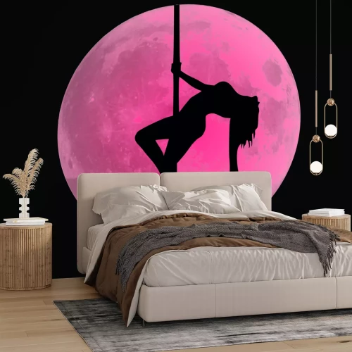 Fotobehang Mysterieuze paaldans onder de volle maan