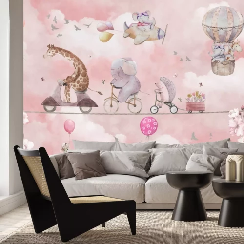 Fotobehang Een giraf en een olifant in de wolken tussen de bloemen