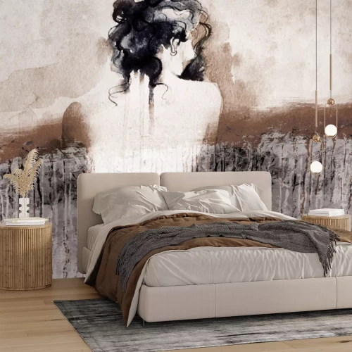 Fotobehang Een delicaat silhouet van een vrouw, geschilderd in waterverf, op een betonnen textuur.