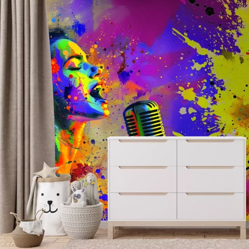 Fotobehang Kleurrijke illustratie van een vrouw die zingt met een microfoon