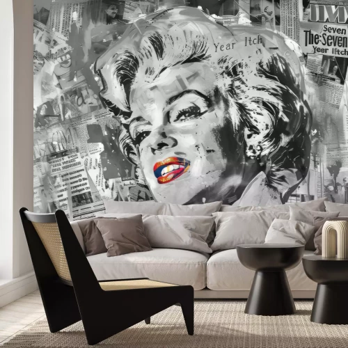 Fotobehang Collage met een portret van Marilyn Monroe tegen een achtergrond van kranten