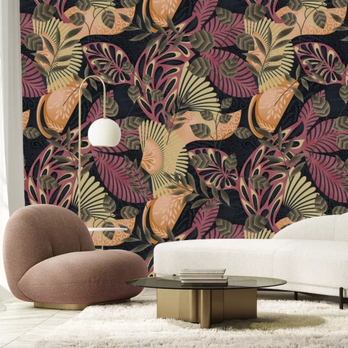 Fotobehang Donkere achtergrond met een tropisch bladmotief