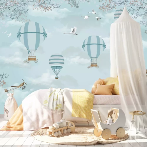 Fotobehang Blauwe ballonnen en vliegtuigen tussen de wolken, thema van de lucht